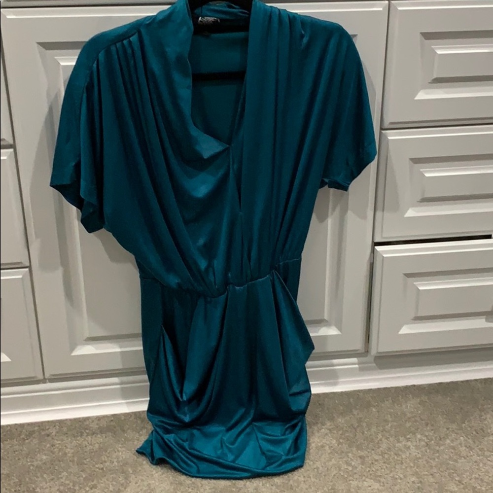 Green fall/winter mini dress